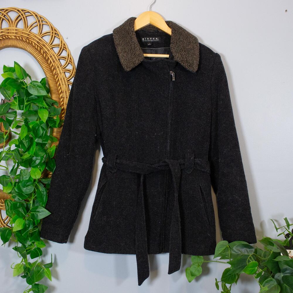 VTG Giacca Gallery Wool Belted Jacket Sherpa Collar Minimalist | Dark Winter